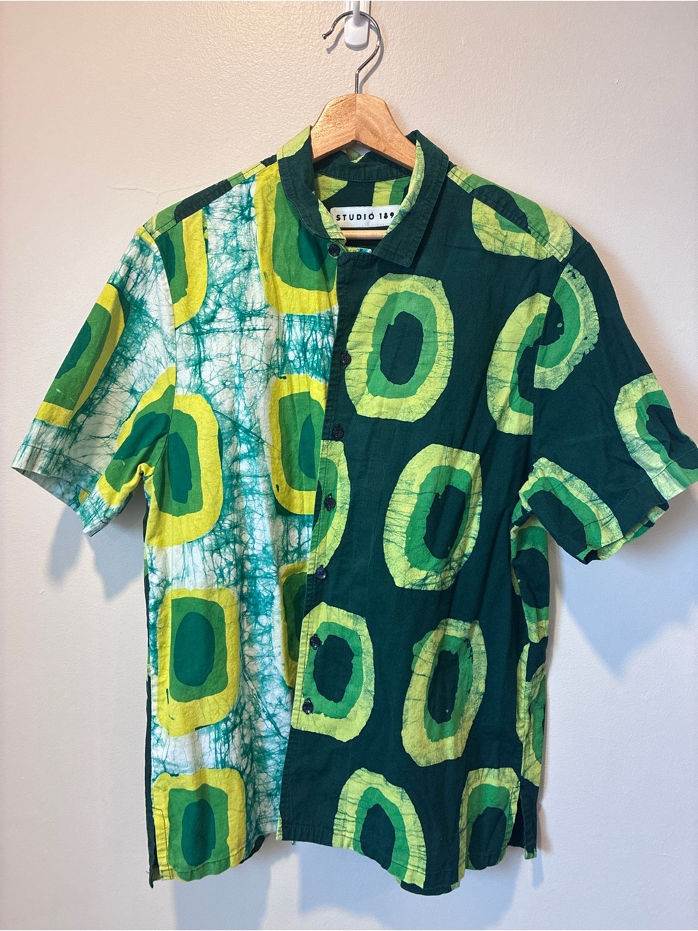 Studio 189 Green Tie-Dye Short Sleeve Button-Down Shirt